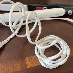 T3 ceramic hair straightener